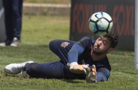 Caíque França no treinamento desta tarde no CT Dr. Joaquim Grava