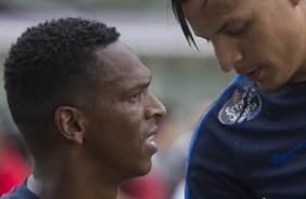 Corinthians entra em campo nesta segunda, às 20h, no Engenhão