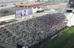 Dentro do estádio, o número ainda era pequeno no início do jogo