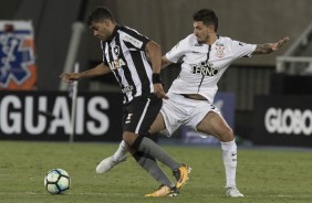 Pedro Henrique em jogada contra o Botafogo