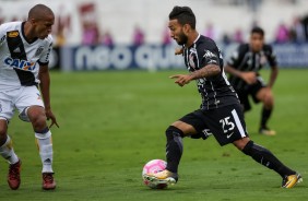 Clayson em ao na partida contra a Ponte Preta