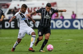 Guilherme Arana em ao na partida contra a Ponte Preta