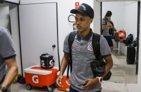 Pedrinho no vestiário antes da partida contra a Ponte Preta