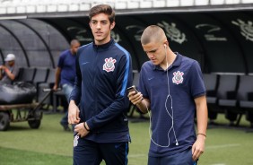 Jogadores da equipe sub-17 na chegada para a partida contra o Vitria