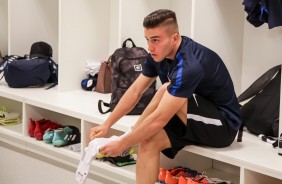 Jogadores da equipe sub-17 na chegada para a partida contra o Vitória