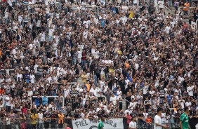 Torcida comparece em peso a Arena no Dérbi
