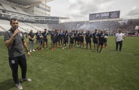 Fábio Carille falou para os 32 mil torcedores que estiveram no treino deste sábado na Arena