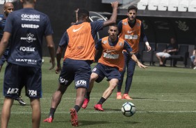 Os jogadores fizeram o último treino na Arena diante de 32 mil torcedores