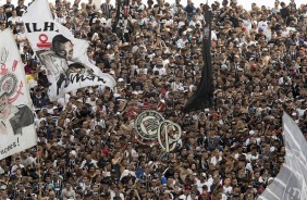 Os torcedores organizados se uniram para apoiar o time no treino deste sábado na Arena Corinthians