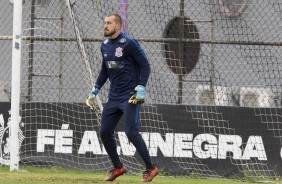 Walter treinando forte durante essa segunda-feira no CT Joaquim Grava