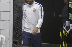 Fellipe Bastos chegando à Arena da Baixada para a partida contra o Atlético-PR