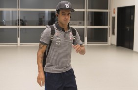 Jadson chega à Arena Corinthians para enfrentar o Palmeiras, pelo Campeonato Brasileiro