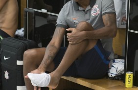 Jô no vestiário da Arena Corinthians antes do dérbi conta o Palmeiras