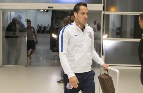 Rodriguinho chega à Arena Corinthians para enfrentar o Palmeiras, pelo Campeonato Brasileiro