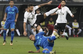 Clayson foi perseguido no jogo contra o Avaí, na Arena Corinthians