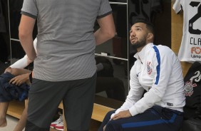 Clayson no vestiário da Arena Corinthians