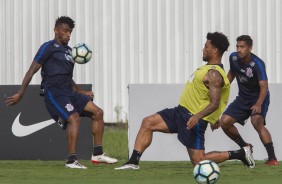 Moiss, Kazim e Lo Prncipe no treino que antecede o duelo contra o Ava