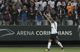 O turco Kazim foi quem marcou o gol da vitória contra o Avaí, na Arena Corinthians