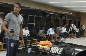 O zagueiro Pablo e todo o elenco no vestirio da Arena Corinthians
