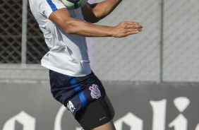 Zagueiro Pablo durante treino no CT Joaquim Grava