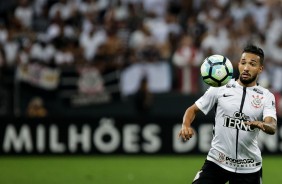 O talismã Clayson durante o jogo contra o Fluminense