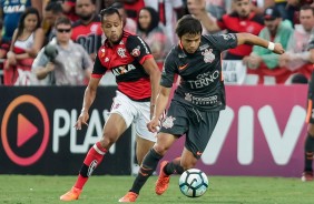 O paraguaio Romero atuando contra o Flamengo, pelo Campeonato Brasileiro