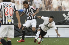 Clayson fez ótima partida diante o Atlético Mineiro