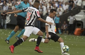 O meia Jadson voltou a ter boa atuação contra o Atlético Mineiro, na Arena Corinthians