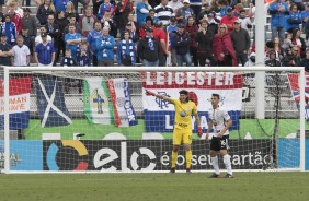 Cássio instrui o time durante partida contra o Rangers, pela Florida Cup 2018
