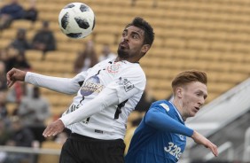 Juninho Capixaba faz sua segunda partida com a camisa corinthiana