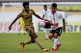 O camisa 10 Fabrcio Oya durante partida contra o Sport, pela Copinha 2018