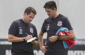 Osmar Loss e Leonardo Cuca durante o treino de hoje no CT