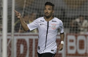 Clayson saiu do banco para marcar o gol da virada do Timo contra a Ferroviria