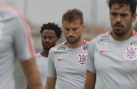 Dutra, Ren Jnior e Henrique no treino desta tera-feira