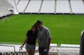 Aps a doao, os torcedores puderam tirar fotos nas arquibancadas da Arena Corinthians