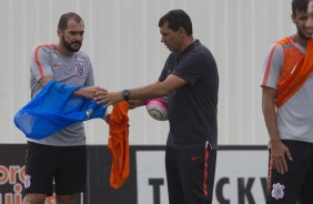 Danilo e Fábio Carille na manhã deste sábado no CT