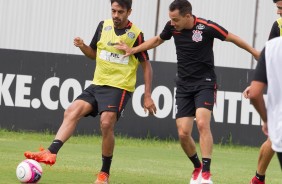 Dutra e Rodriguinho no treino de hoje no CT