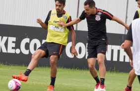 Dutra e Rodriguinho no treino de hoje no CT