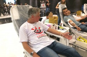 Márcio Bittencourt durante ação Sangue Corinthiano na Arena