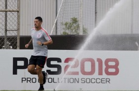 Ralf treina para voltar à boa forma e ficar disponível ao técnico Fábio Carille