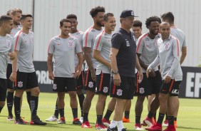Todo elenco reunido para o treino deste sábado no CT; Olho agora é no Red Bull