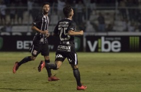Capixaba e Clayson durante jogo contra o Red Bull Brasil, pelo Paulistão 2018