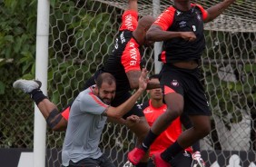 Clayson durante o jogo-treino entre Atlético-PR e Corinthians no CT