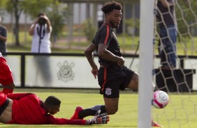 O gringo Kazim durante o jogo-treino contra o RB Brasil no CT Joaquim Grava