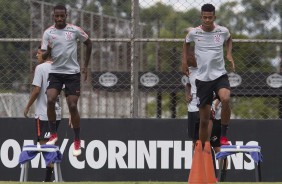 Romo e Carlinhos no treinamento desta manh no CT