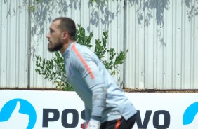 O goleiro Walter no treino de hoje; Arqueiro se recupera de leso