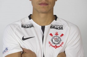 Ensaio 3x4 do Corinthians estrelando Marquinhos Gabriel