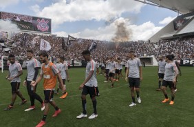 O treino de hoje foi aberto para a torcida na Arena Corinthians