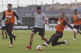Fábio Carille fez o último treino no CT antes do duelo contra o Millonarios