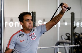 Força! Meia Jadson mal chegou da Colômbia e já treina no CT para enfrentar o Santos